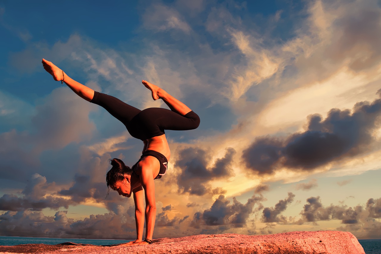 Yoga Ashtanga pour débutants : découvrez cette pratique ancestrale et ses bienfaits sur le corps et l'esprit ! #yoga #Ashtanga #débutants #santé