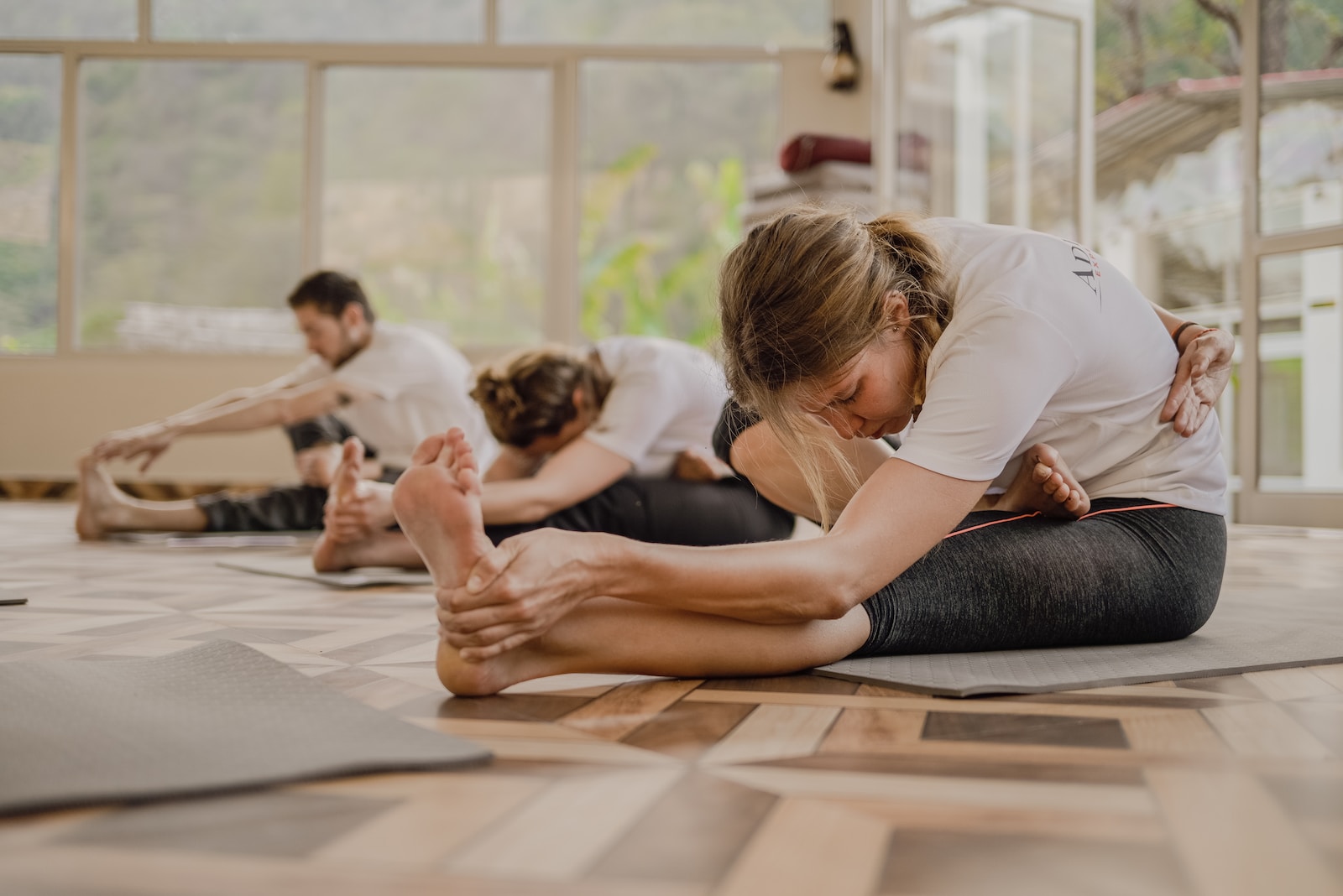 Trouvez votre équilibre intérieur et découvrez les bienfaits du yoga avec des cours gratuits en ligne !