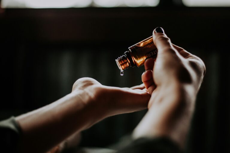 découvrez notre délicieux sirop naturel, fabriqué à partir d'ingrédients de qualité pour une touche sucrée et savoureuse à vos boissons et recettes.