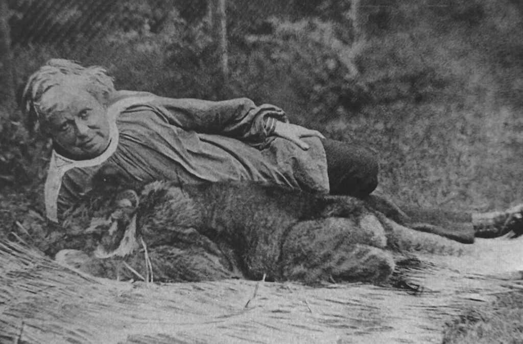 La femme lionne : Comment incarner sa force et indépendance au quotidien ?