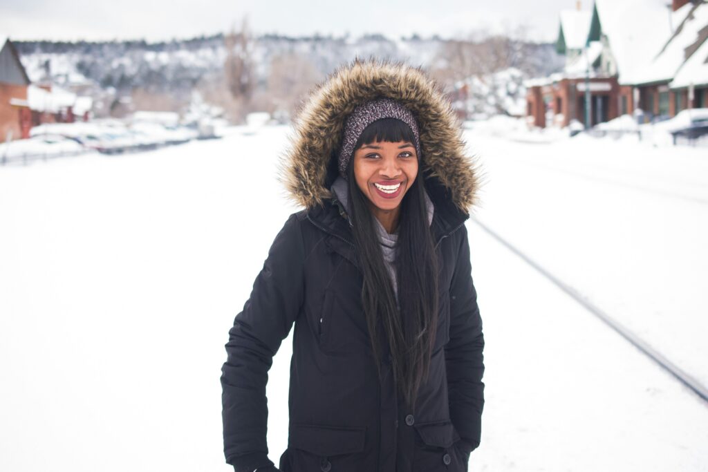 L’importance d’une veste imperméable dans le vestiaire féminin