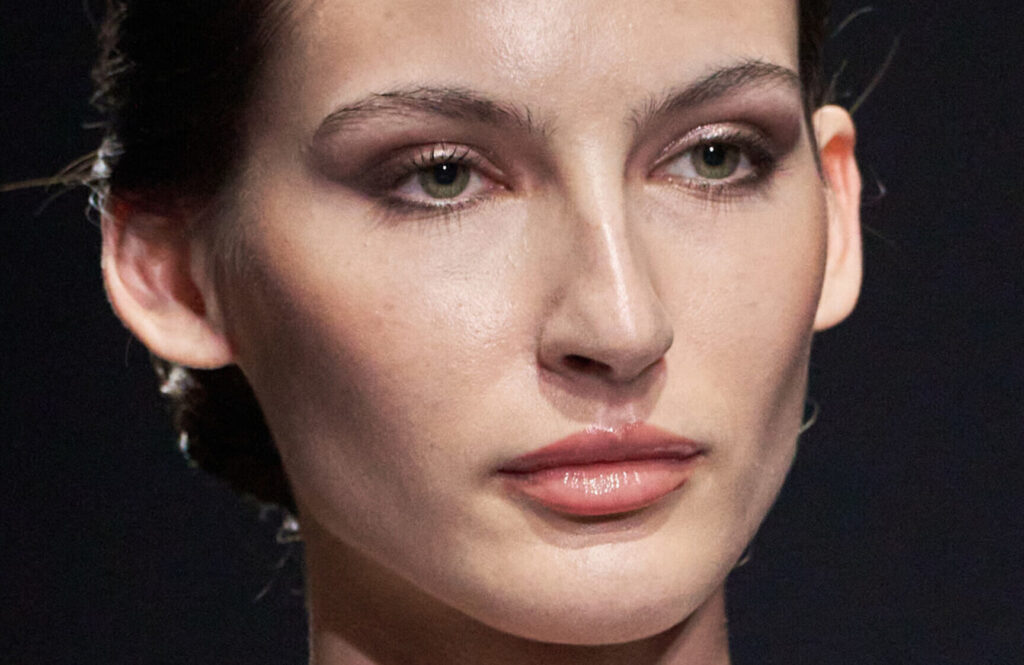Maquillage parfait du soir : astuces et conseils