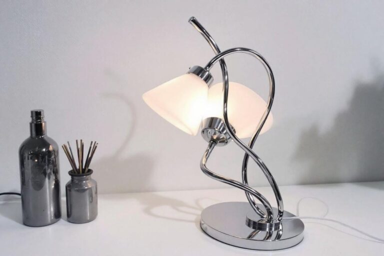 Comment choisir un accessoire de bureau design pour sublimer votre espace de travail ?