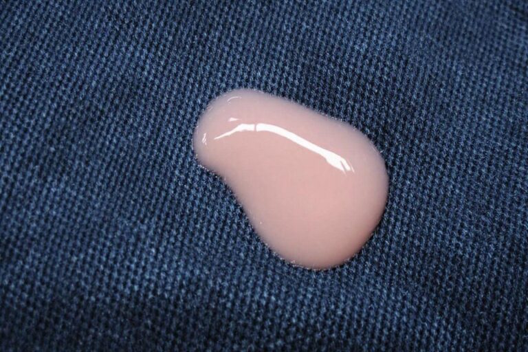 Comment retirer une tache de vernis avec une astuce maison ?