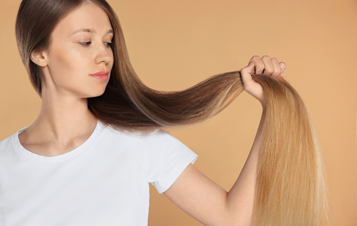 femme cheveux longs